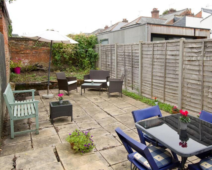 City Centre 4 Bedroom House Winchester Eksteriør bilde
