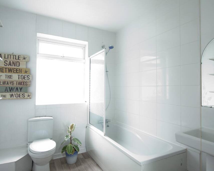 City Centre 4 Bedroom House Winchester Eksteriør bilde