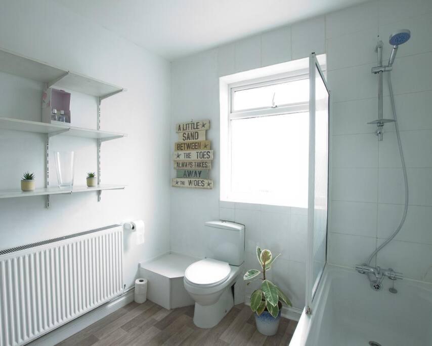 City Centre 4 Bedroom House Winchester Eksteriør bilde